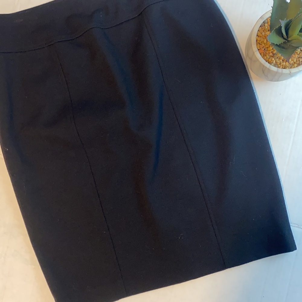 Ellen Tracy midi skirt Black size small